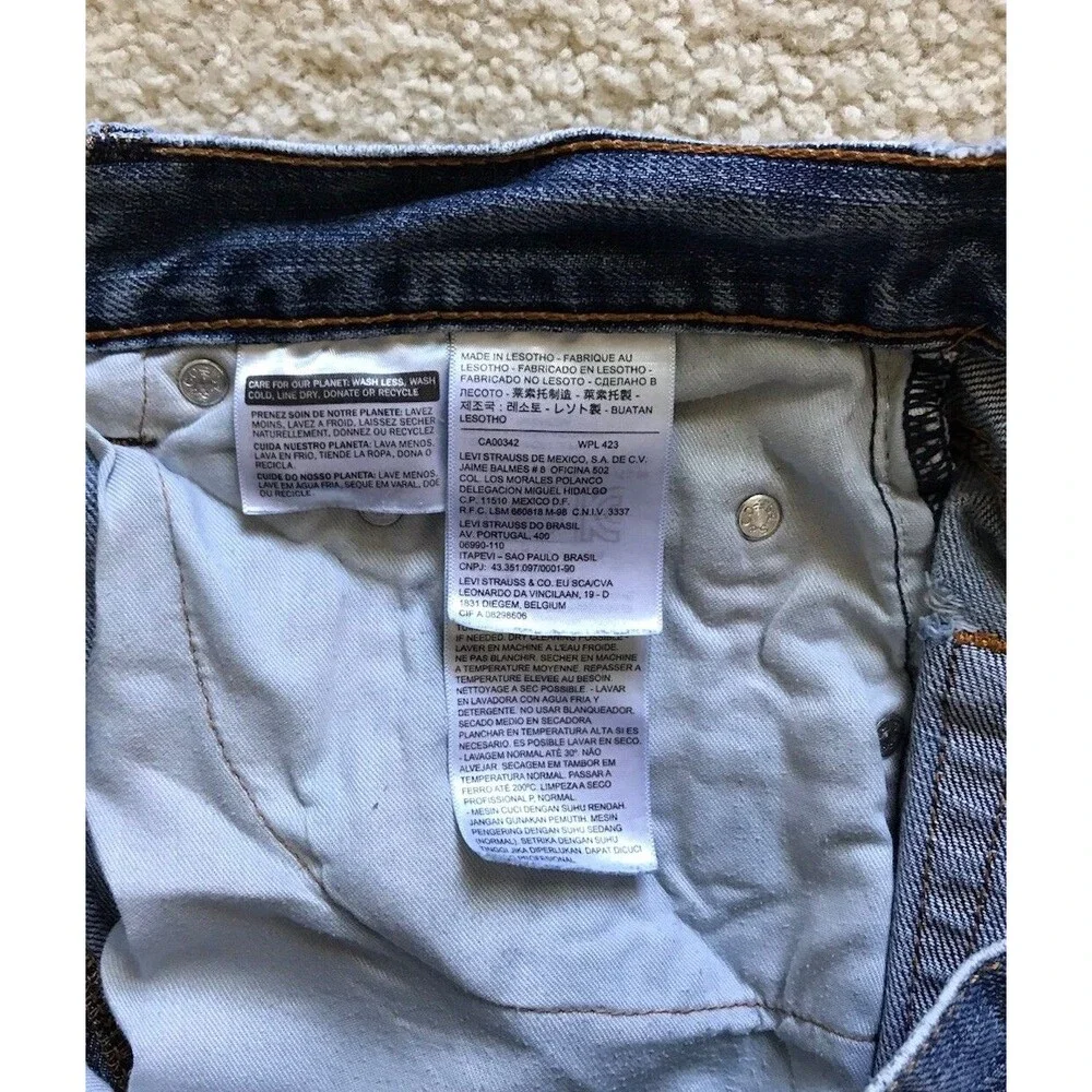 Vintage Levis 559 Jeans Mens 33x30 Blue Relaxed Fit Straight Leg Medium Denim